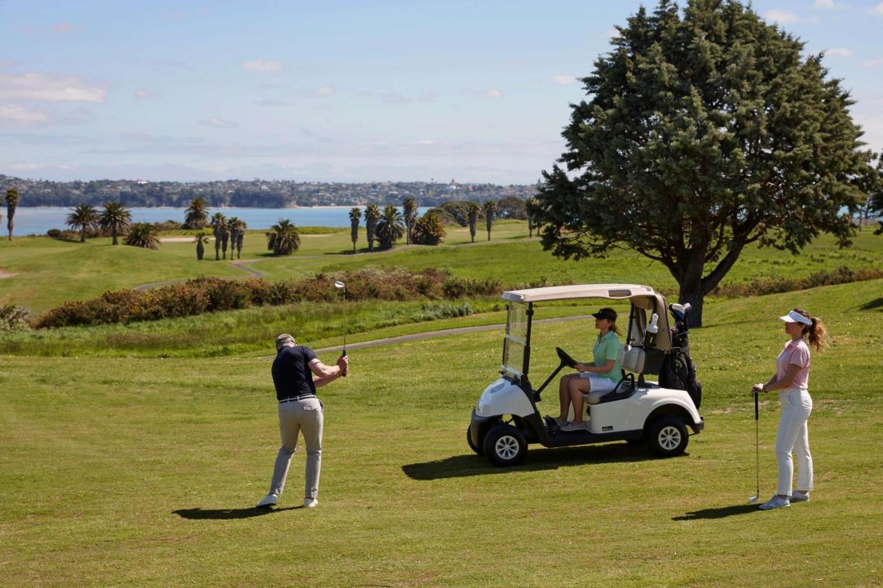 Rydges Formosa Auckland Golf Resort Exterior photo